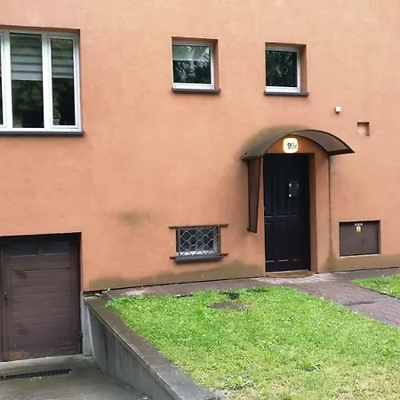 Apartment 99c